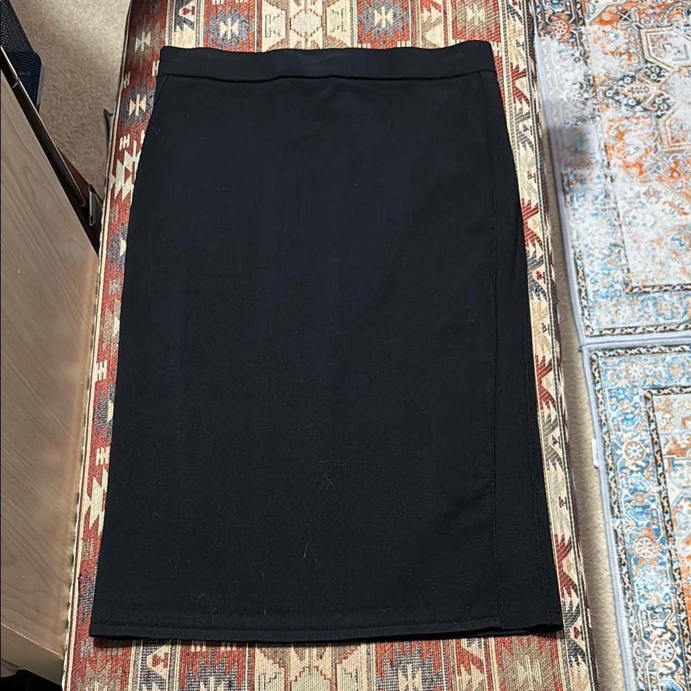 VINCE. Elegant Black Pencil Skirt